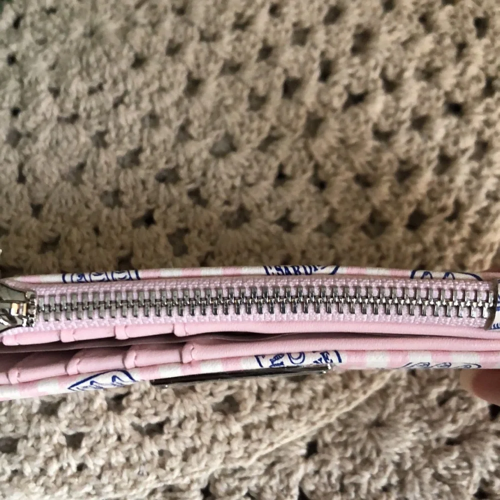 madden girl Sardine Stripe Snap Wallet